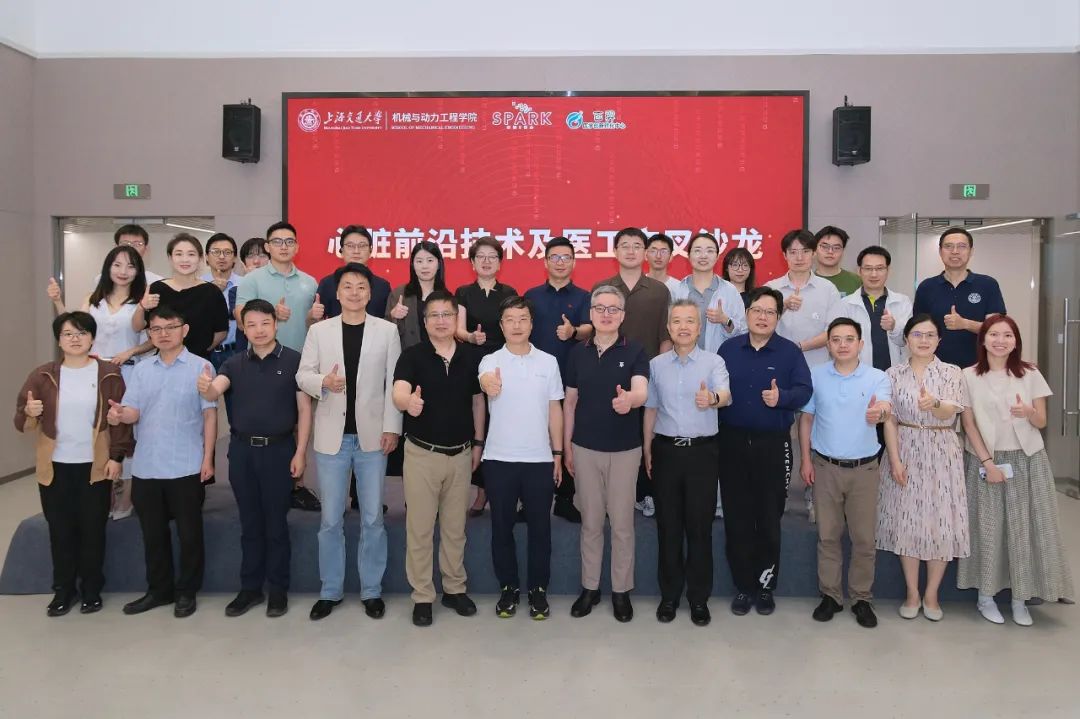 1753929634857539.jpg 640.jpg