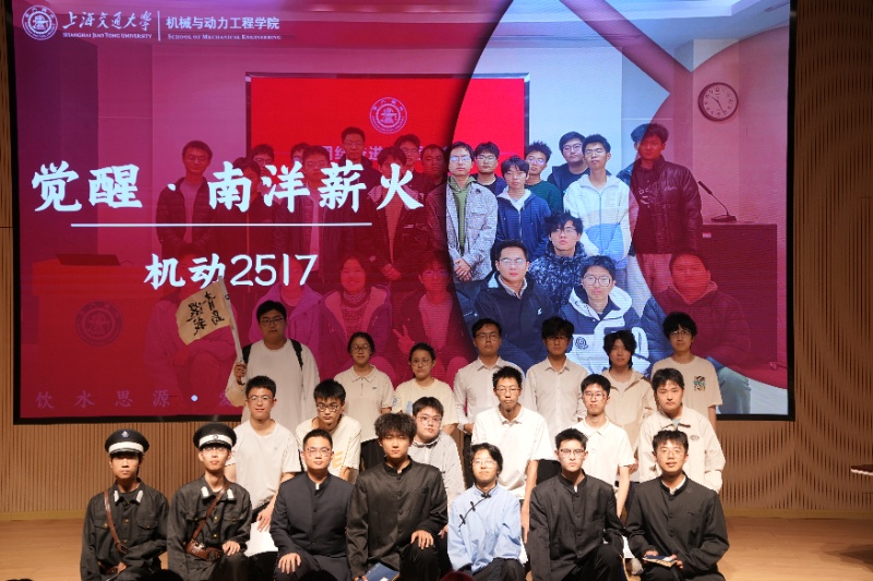 图13 机动2517团支部节目《薪火相传》_resized.JPG
